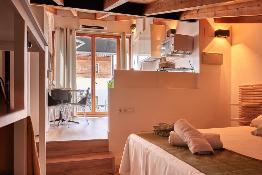 발렌시아 Sunny Cozy Penthouse With A Terrace At Plaza Del Carmen 아파트 외부 사진