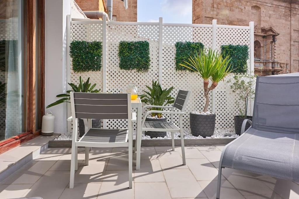 발렌시아 Sunny Cozy Penthouse With A Terrace At Plaza Del Carmen 아파트 외부 사진